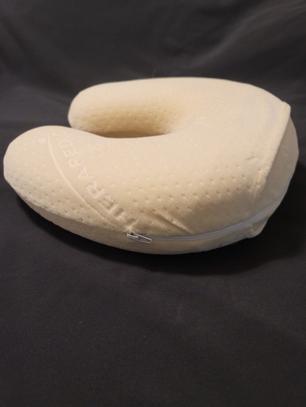 Soft-Tex Therapedic Memory Foam Neck Pillow - Picture 7 of 12